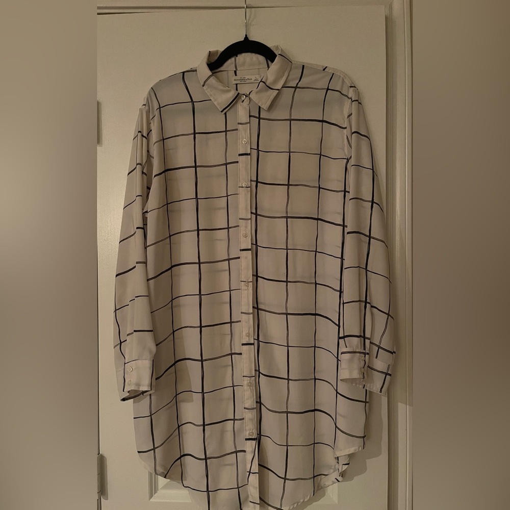 Abercrombie & Fitch off white women's button-down chiffon shirt dress
size Larg
